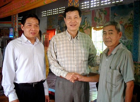 Verwaltungsstab des Südwestens beglückwünscht die Khmer zum Chol Chnam Thmay Fest - ảnh 1